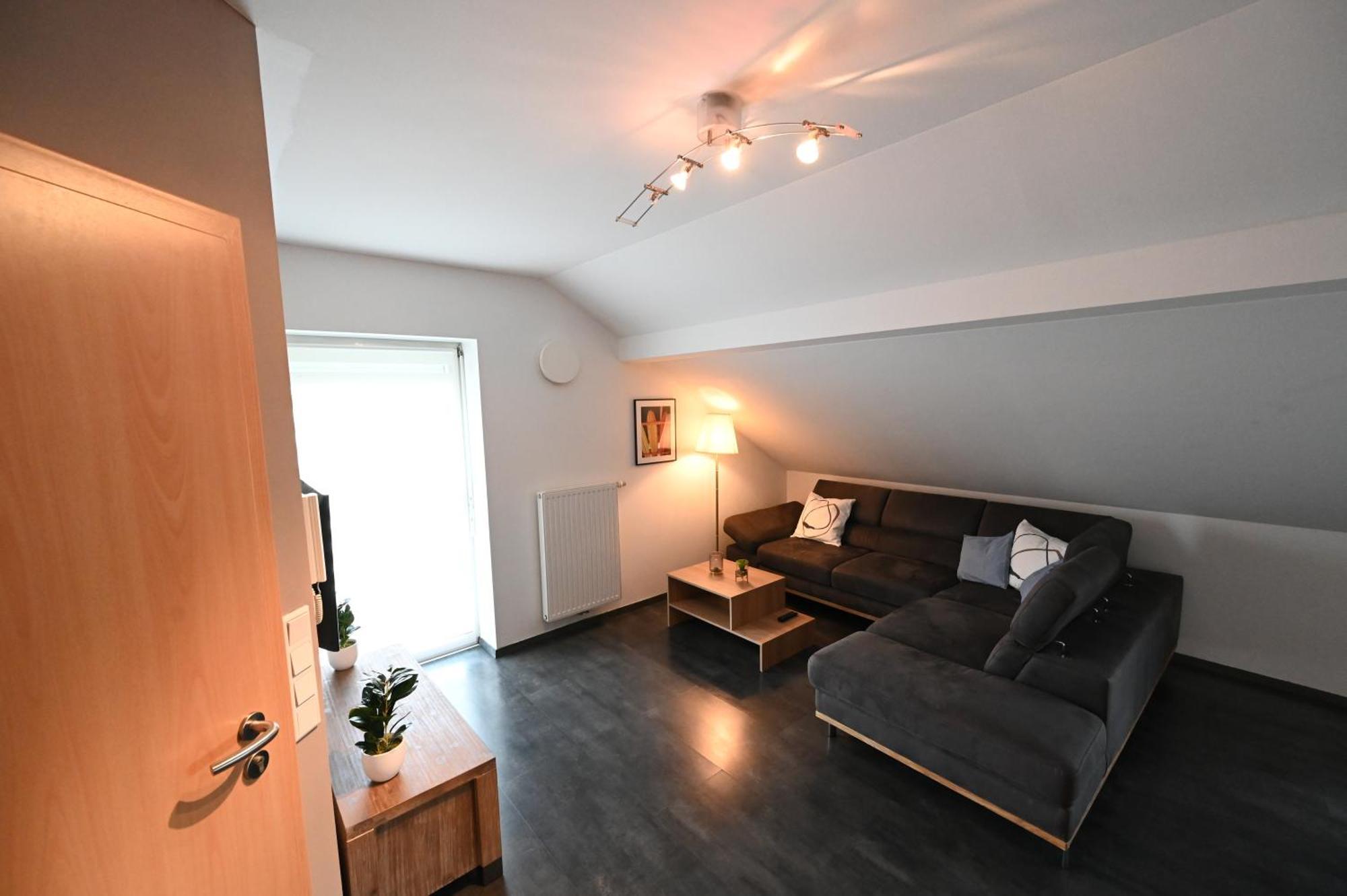 Koestlbach Apart I Ferienwohnung Bis 3 & 6 Personen I Nuernberg I Neumarkt I Messe I Natur I Kueche I Parken I Waschmaschine I Garten Postbauer-Heng Exterior photo